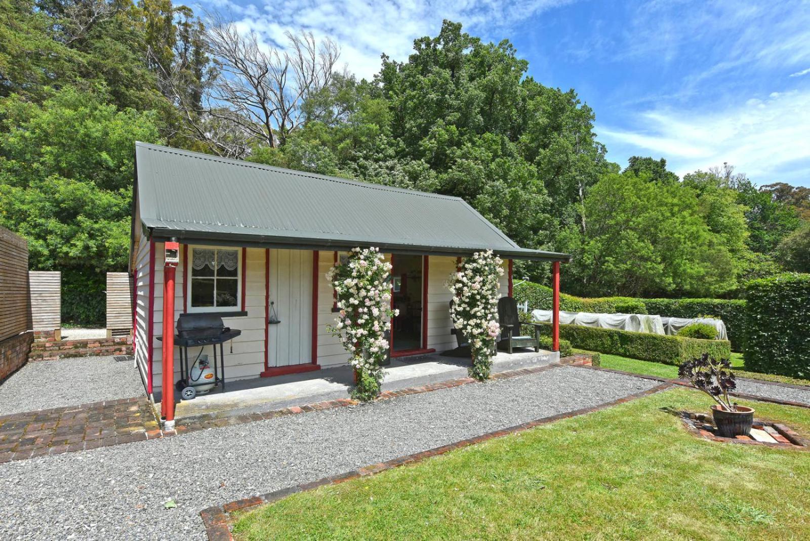 India House & Ica Whare In Whareama, Nr Riversdale Beach Esterno foto