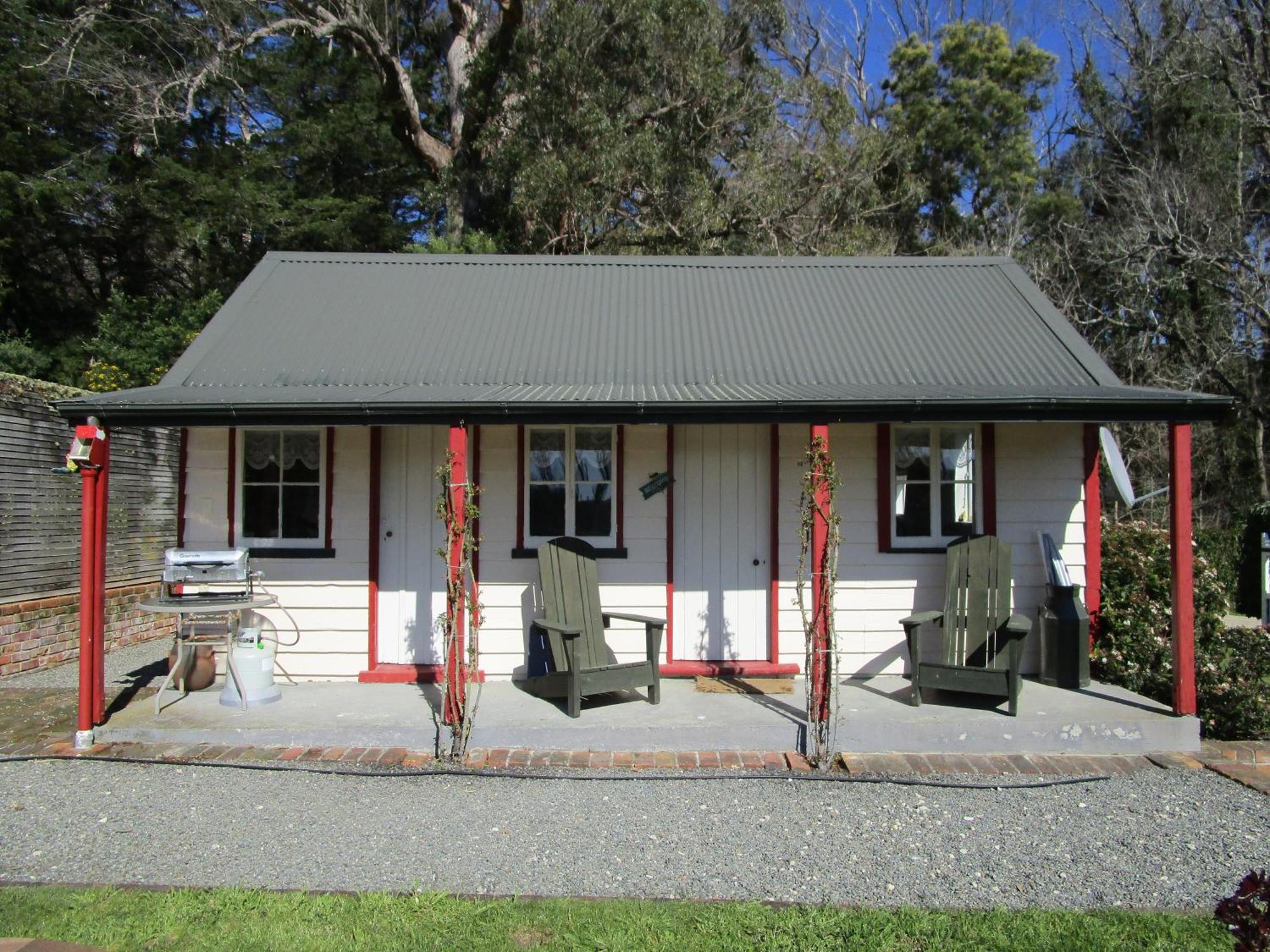 India House & Ica Whare In Whareama, Nr Riversdale Beach Esterno foto